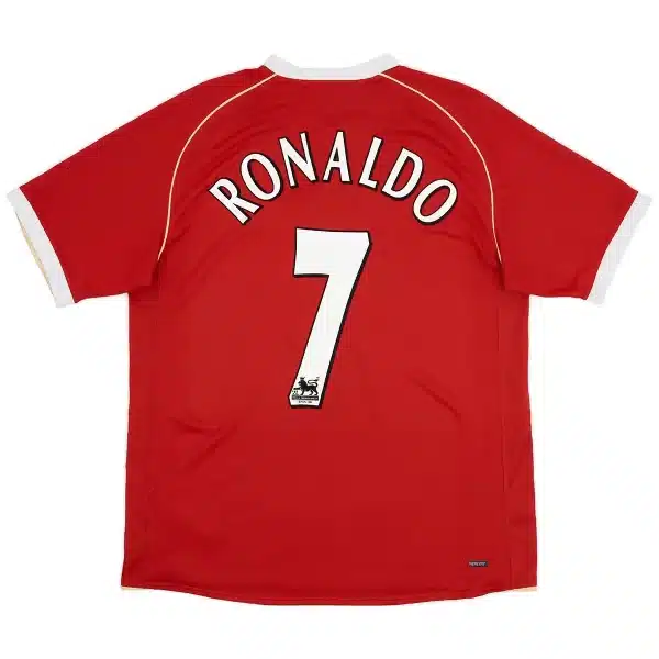 Ronaldo #7 Retro Manchester United Home Jersey 2006/07